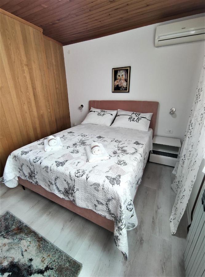 Villa Radic Makarska Exteriör bild